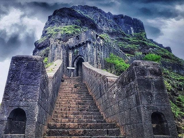 lohagad fort